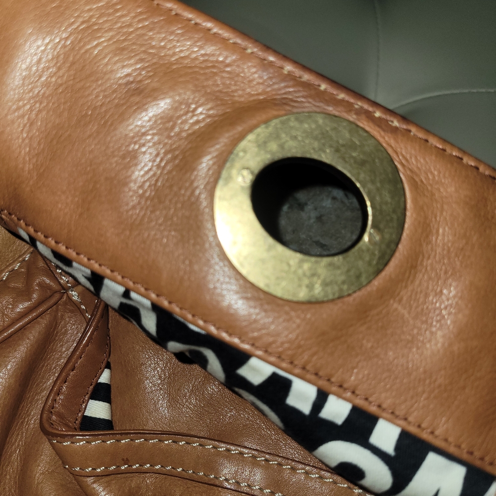 Marc Jacobs Tan Leather Bag - Picture 2 of 13